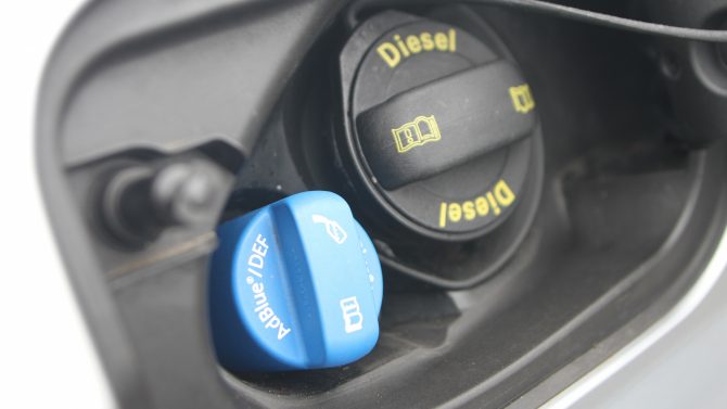 découvrez tout ce qu'il faut savoir sur la suppression de l'adblue : implications, alternatives et conseils pratiques pour les propriétaires de véhicules diesel. ne laissez plus l'adblue compliquer vos trajets et informez-vous sur les solutions disponibles.